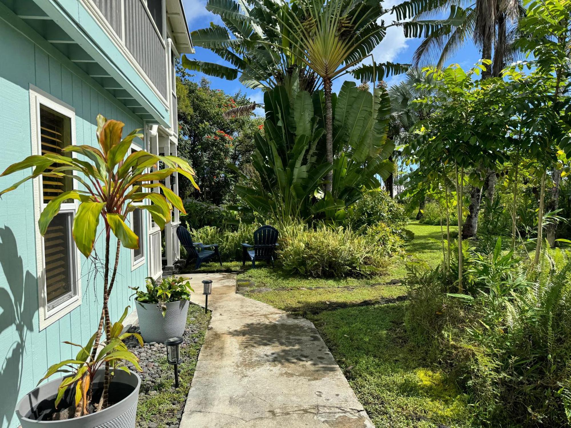 Hale O Malu At Kaloli Point Apartment *